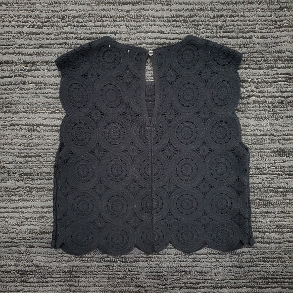 Abercrombie & Fitch Black Crochet Cropped Sleeveless Blouse - Picture 3 of 4